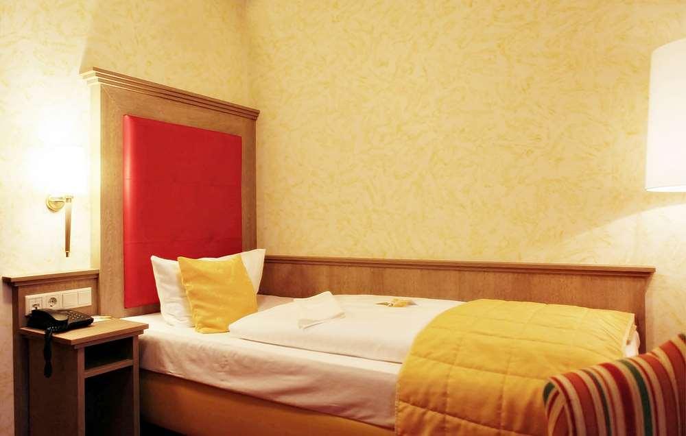 Hotel Wittelsbacher Hoeh Würzburg Pokój zdjęcie