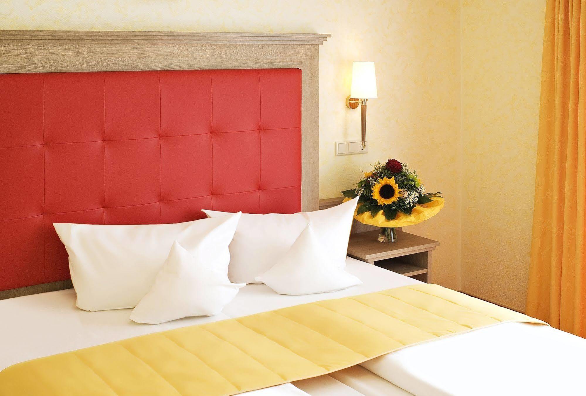 Hotel Wittelsbacher Hoeh Würzburg Zewnętrze zdjęcie